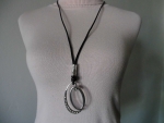 DN2245: Kette 78 cm lang, Anhänger 7 cm